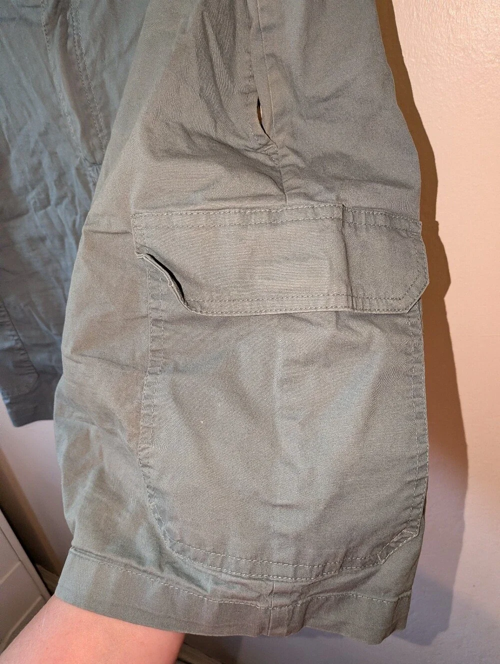 Men's Cargo Shorts in Slate Green